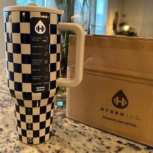 HydroJug Aubrie Collection 40 oz Checkers Traveler